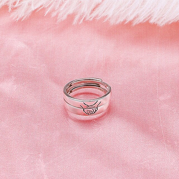 Hand In Hand Couple Ring